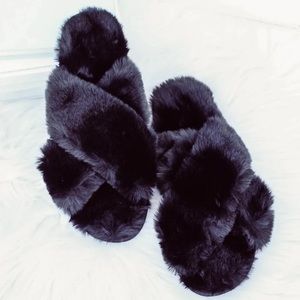 Cloud 9 Faux Fur Slippers